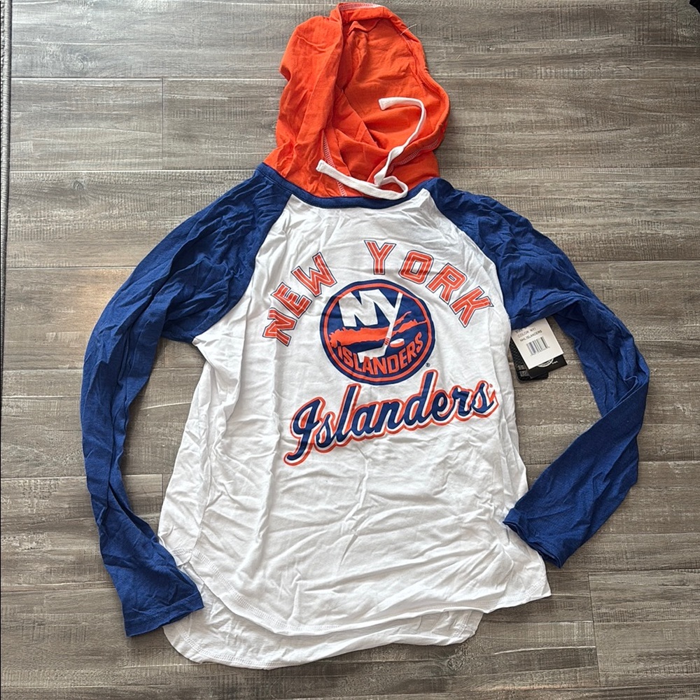 NWT New York Islanders Hoodie Shirt